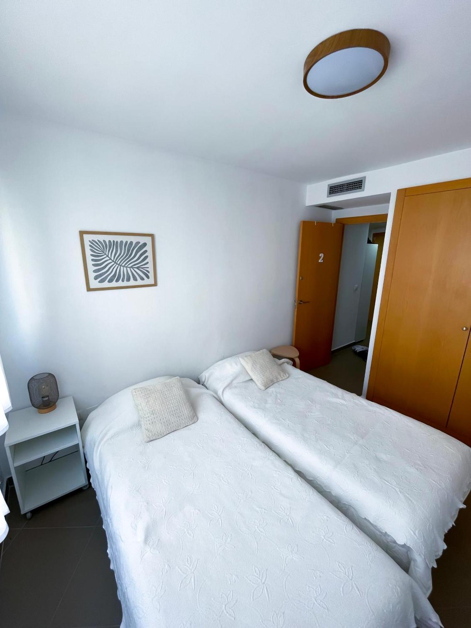 Habitaciones Privadas Con Bano En Piso Centrico غانديا المظهر الخارجي الصورة