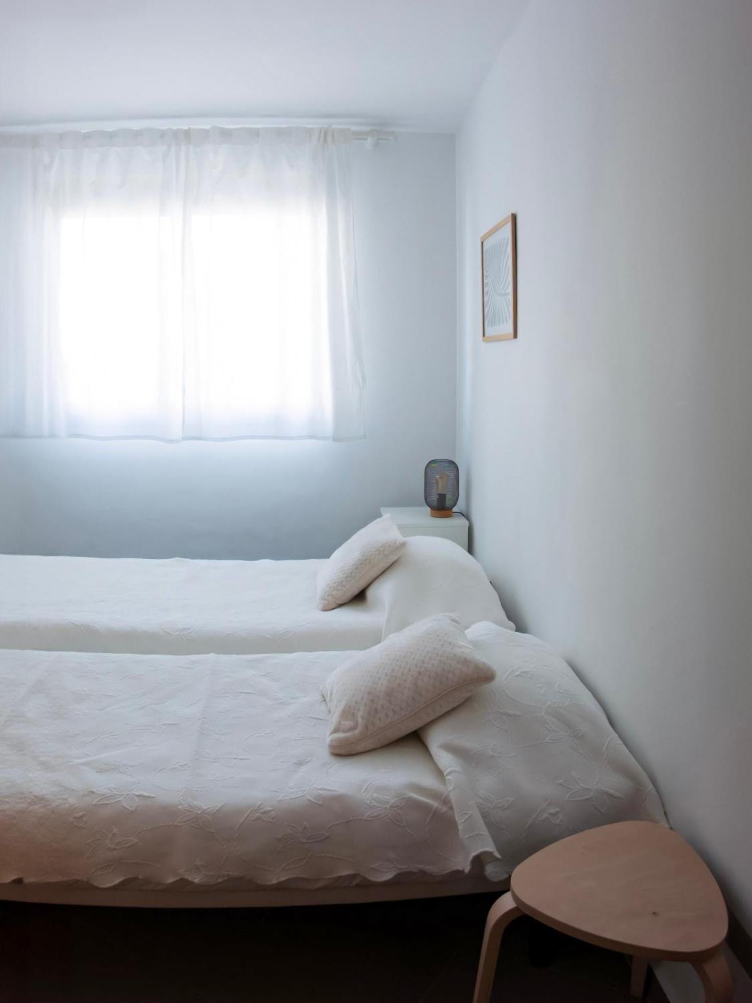 Habitaciones Privadas Con Bano En Piso Centrico غانديا المظهر الخارجي الصورة
